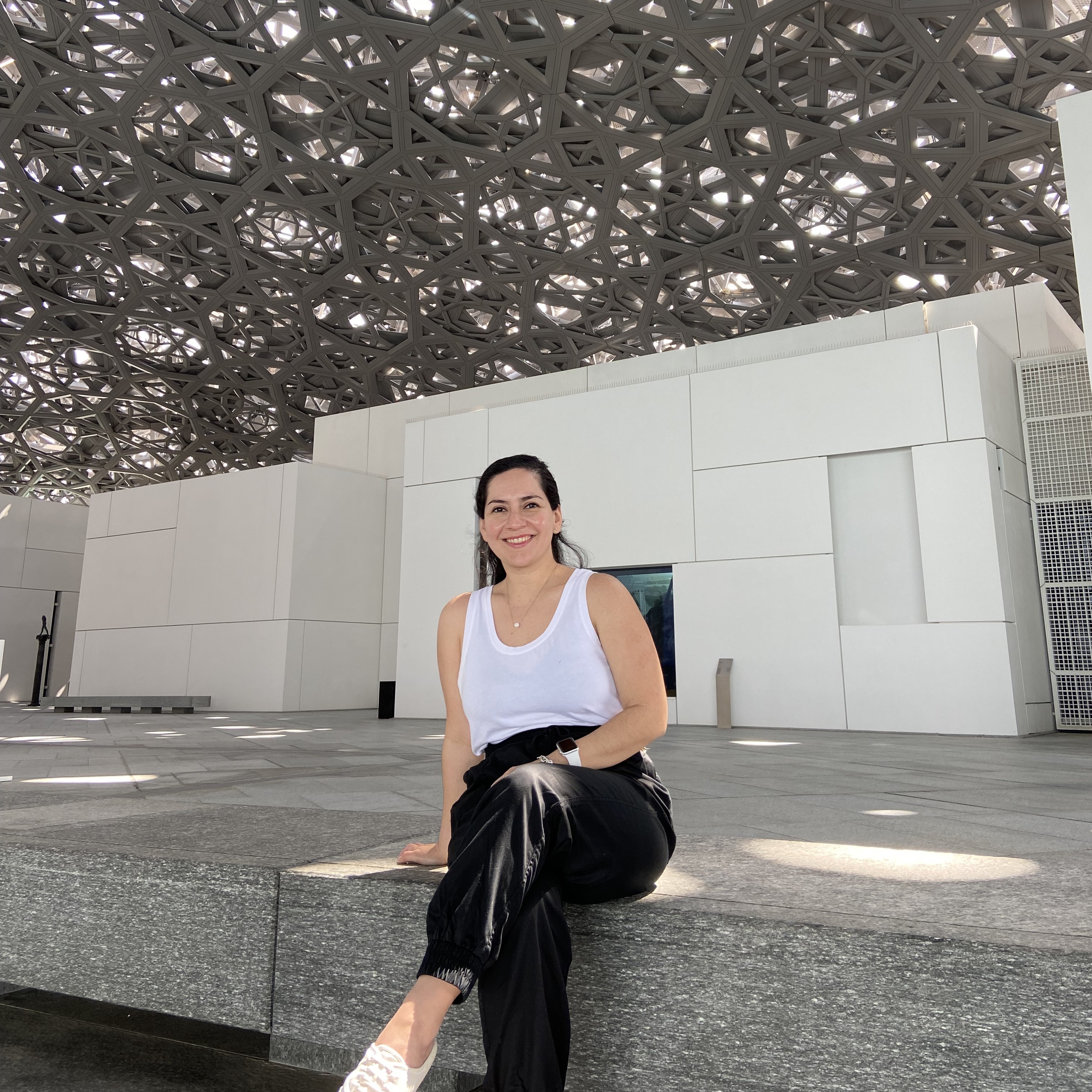 Natalia Quintanilla Fora Travel