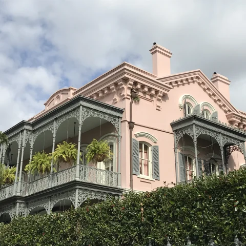 Pink building in Nola