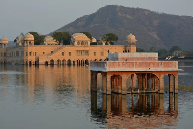 Jal Mahal with mountains