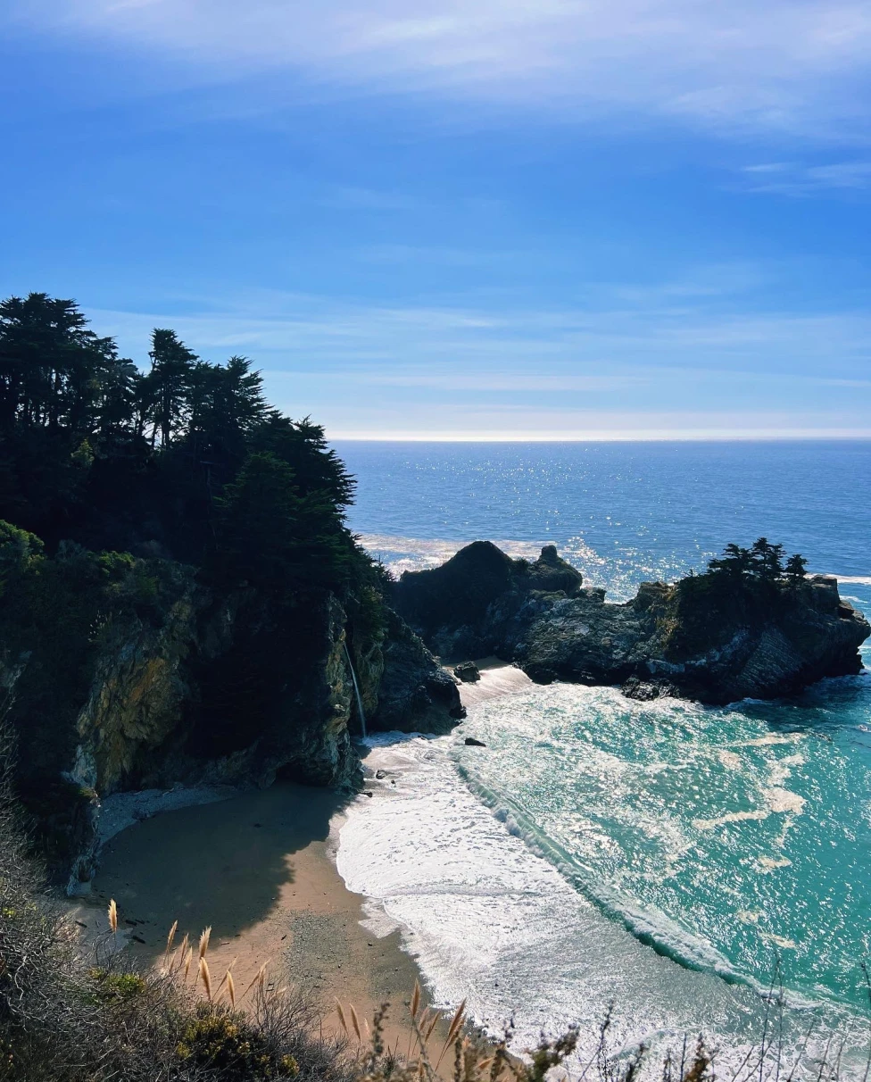 Big Sur is a breathtaking stretch of California coastline where towering cliffs and majestic forests converge to create a captivating and serene escape.