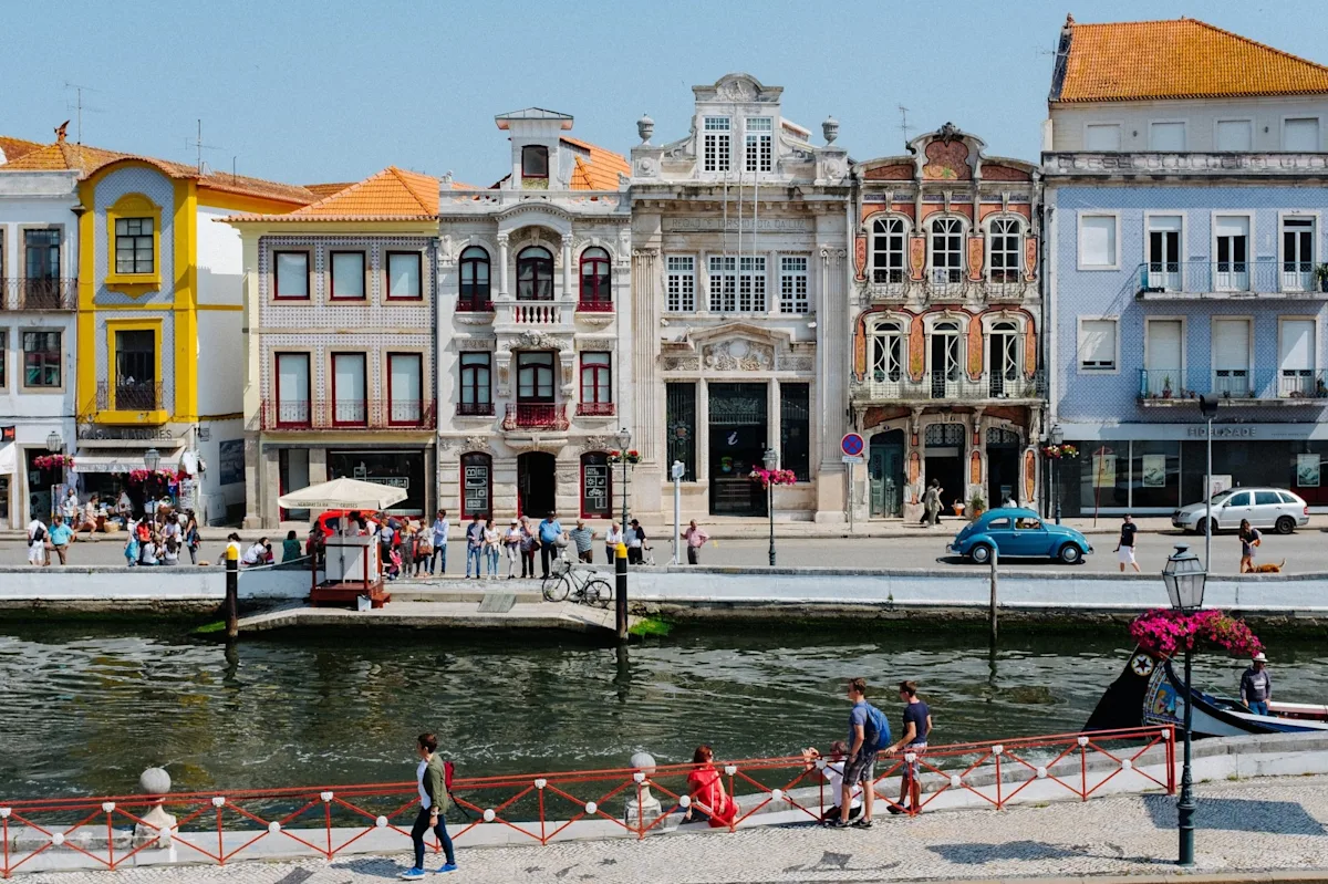 tourist season portugal