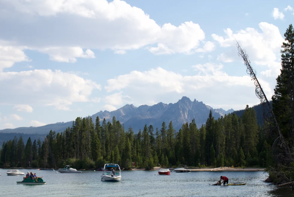 Redfish Lake offers breathtaking views, pristine waters, and a plethora of recreational activities for nature enthusiasts and adventurers.