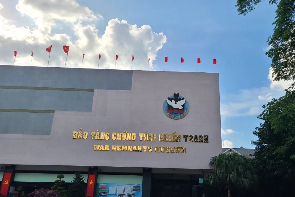 The War Remnants Museum contains exhibits relating to the First Indochina War and the Vietnam War.