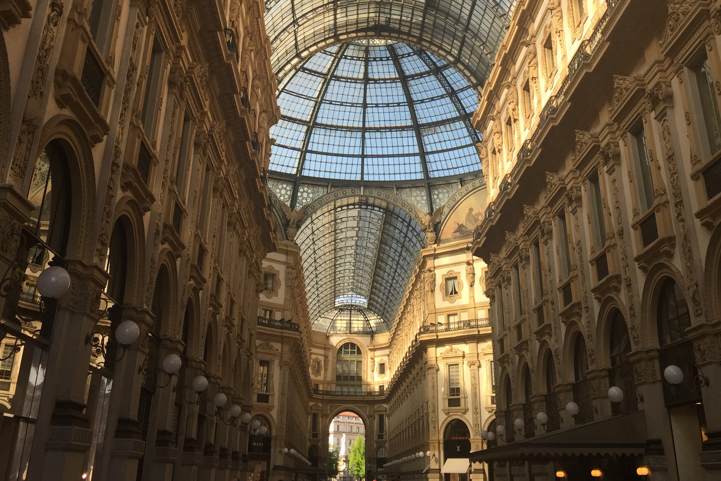 GALLERIA-VITTORIO-EMANUELE-milan-travel-guide