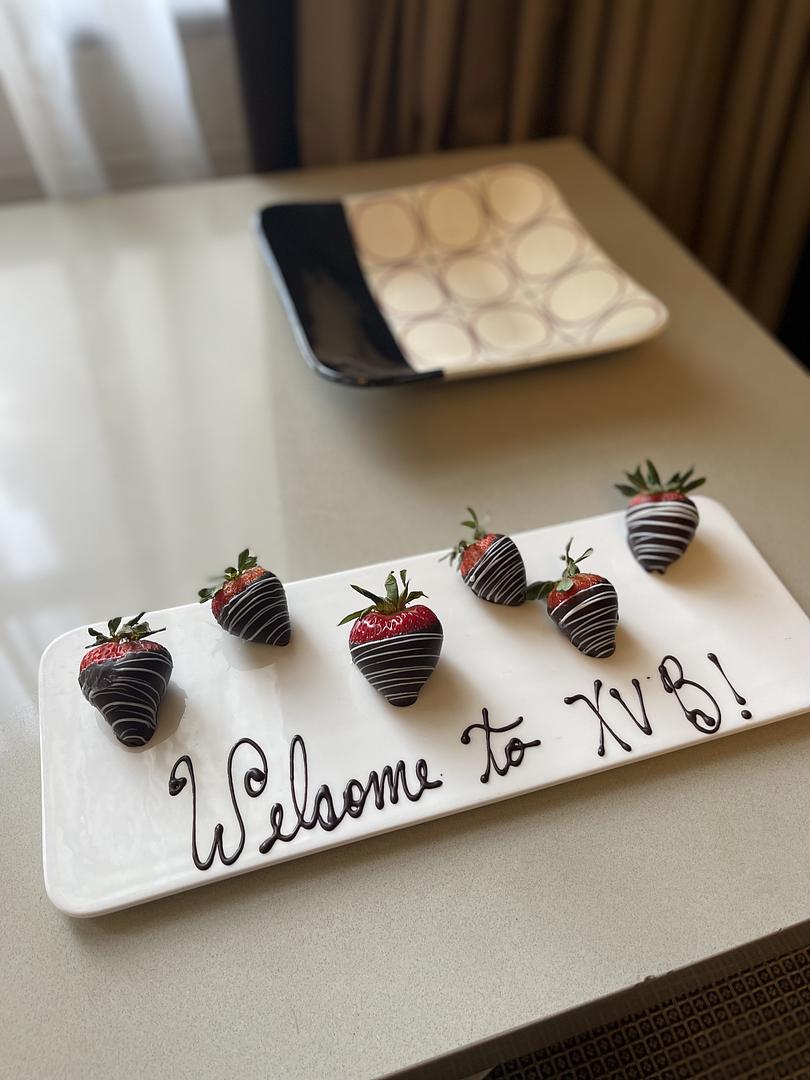 Complimentary welcome dessert 