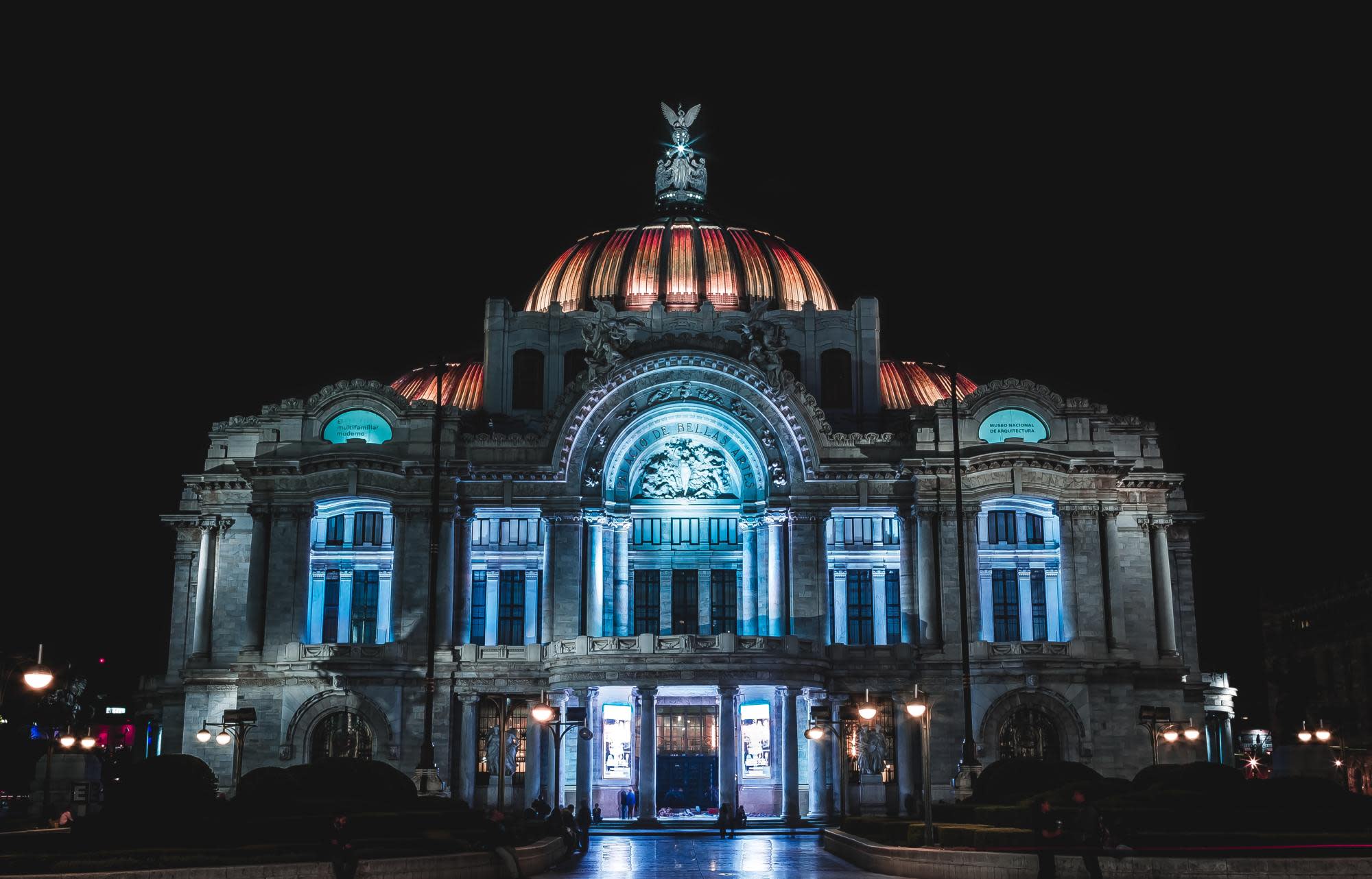things-to-do-in-mexico-city-at-night