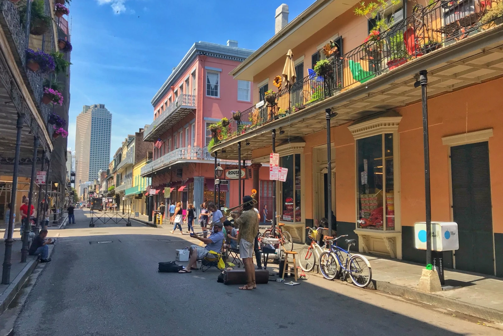 street band performers in New Orleans