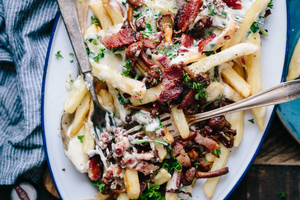 Loaded fries in a plate