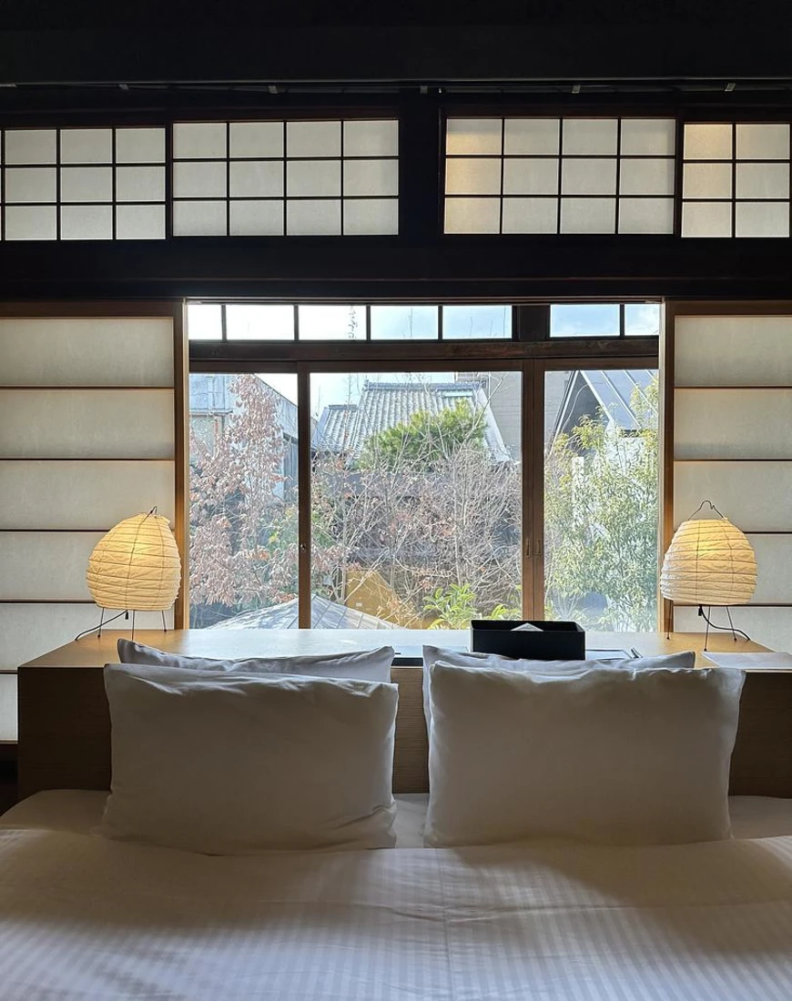 A mesmerizing window view from the bedroom