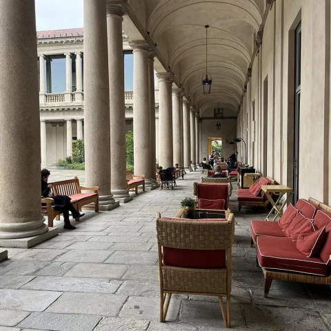 Outdoor sitting space