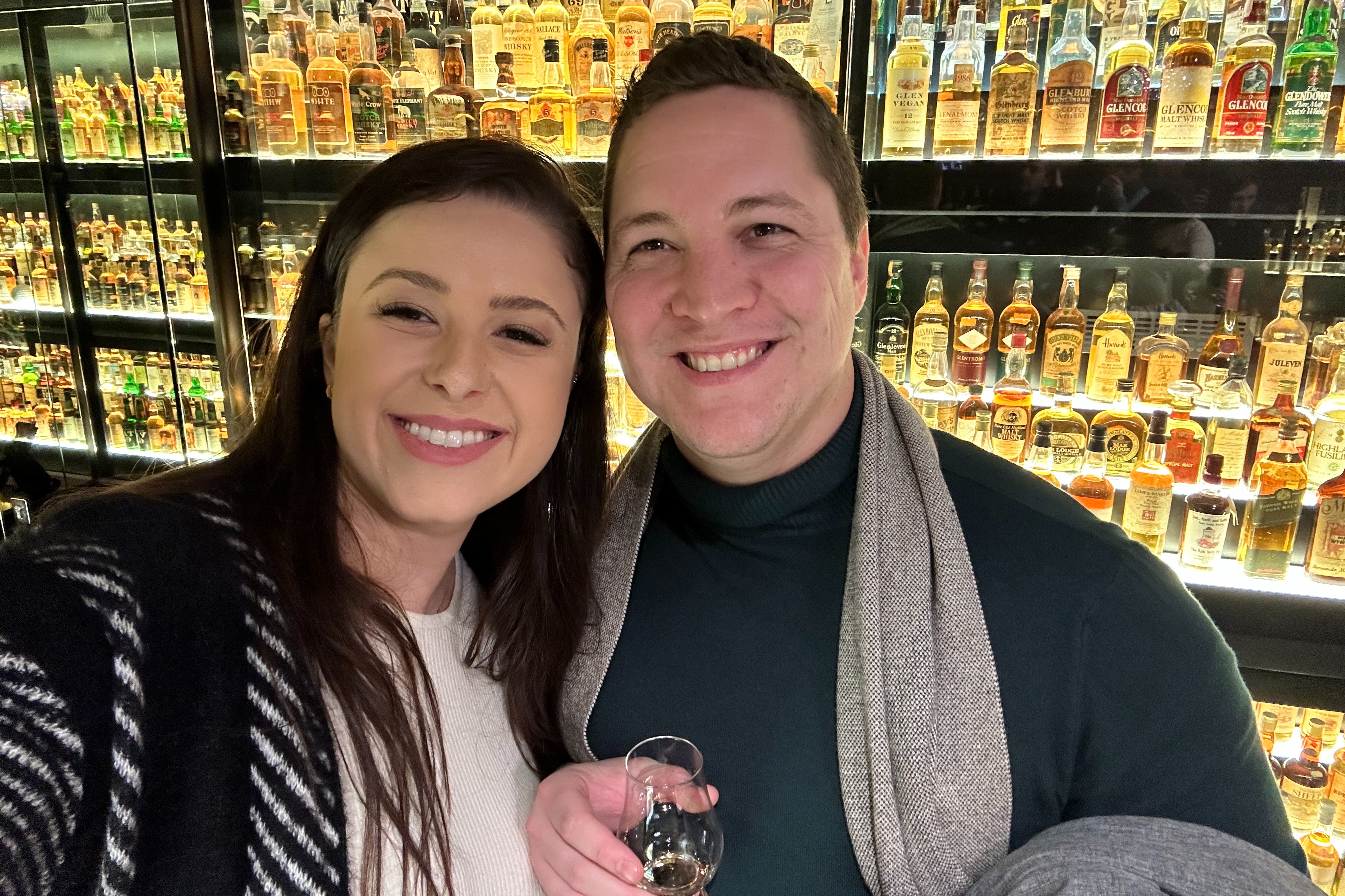 Scotch Whiskey tasting in an experience tour.