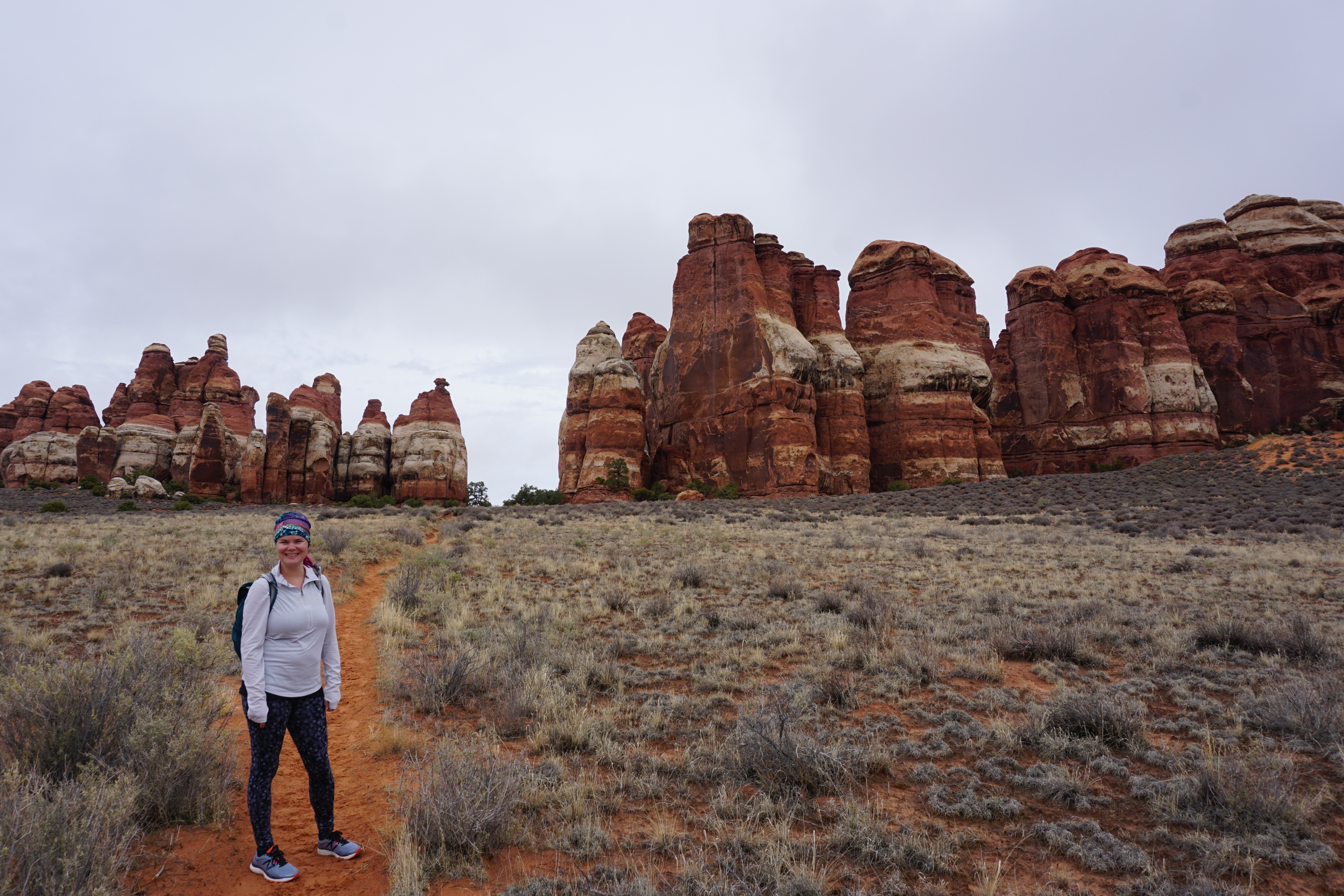 Hiking-in-The-Needles-Canyonlands-National-Park-utah-travel-guide