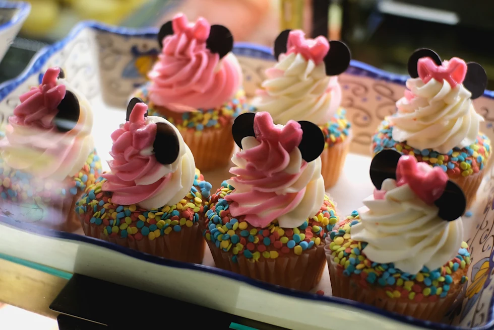 Minnie Mouse cupcakes in Disney World.