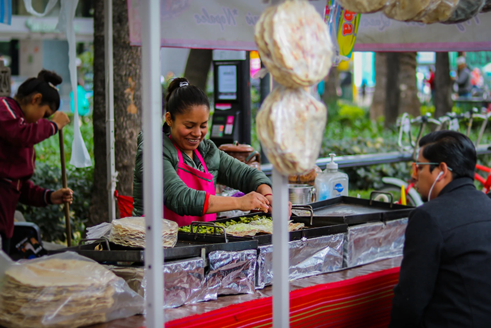 Local Vegetarian Food, Art History & Culture Guide in Mexico City - Places to eat & drink