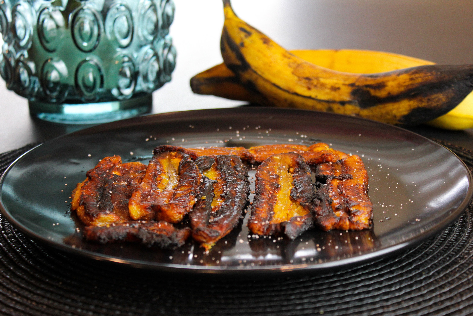 Black plate of plantains