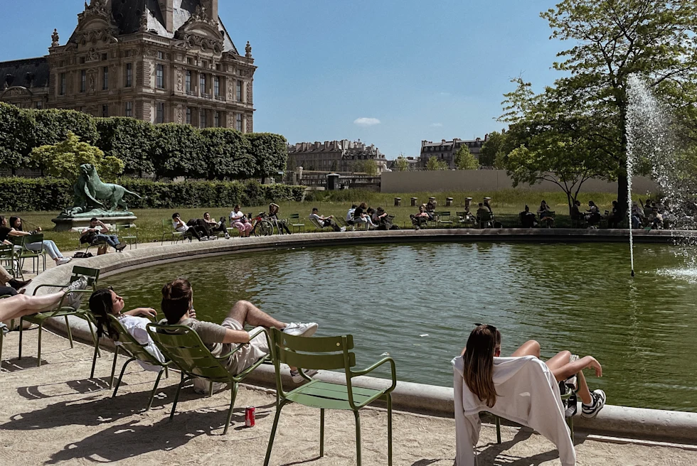 Tuileries view during day time