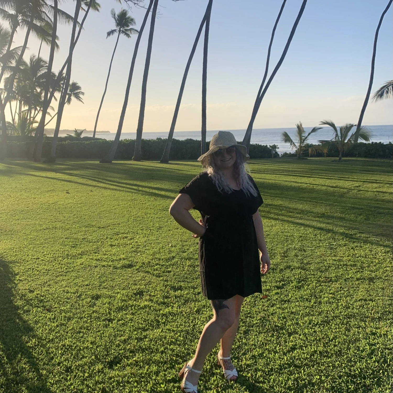 Beautiful Hailey Nicole Holder in Hawai