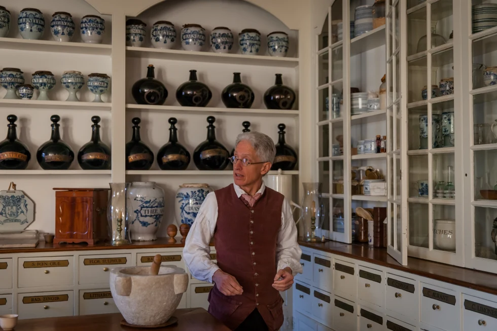 Meet the apothecaries and learn how medicine, wellness, and surgical practices of the 18th century compare to today.