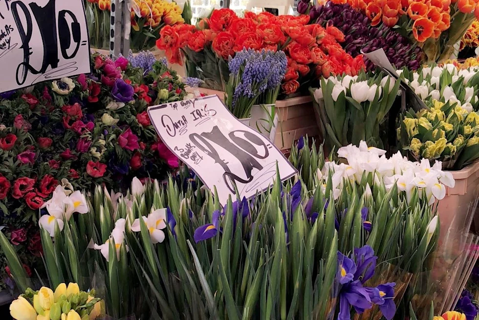 Top Five Markets in London for Foodies and Explorers - Portobello Market