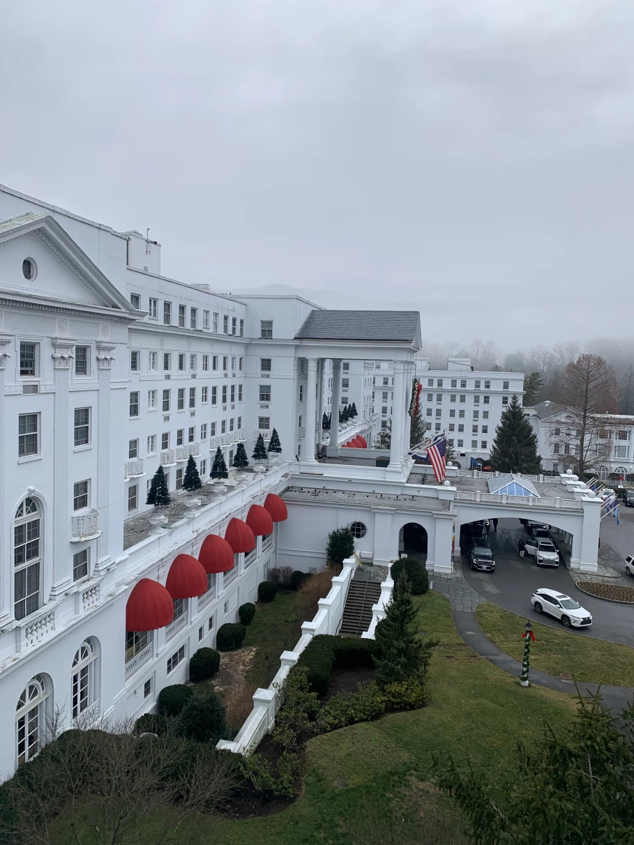 The Greenbrier America's Resort entrance drive