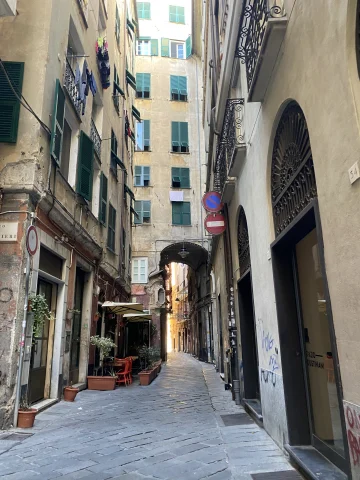 streets of Genoa