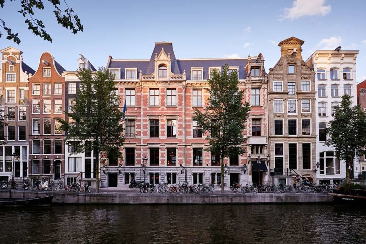 The Hoxton, Amsterdam Hotels: Benefits, FAQs & More