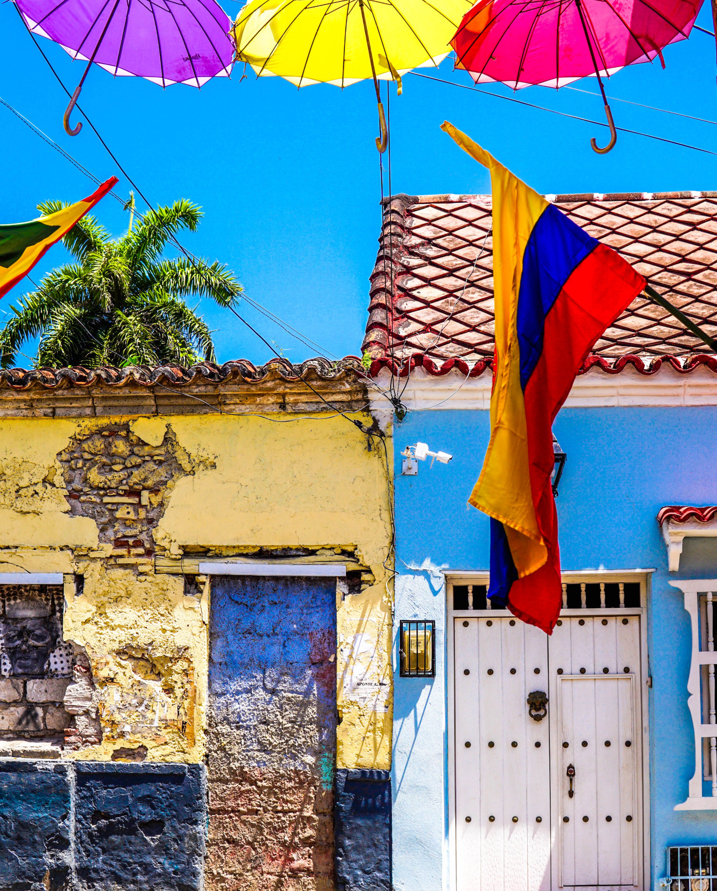 The colorful faces of Colombia. 