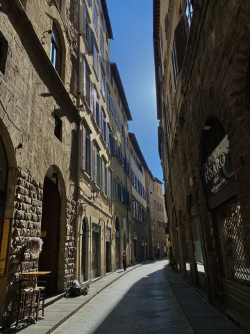 A picture of streets of Florence during daytime.