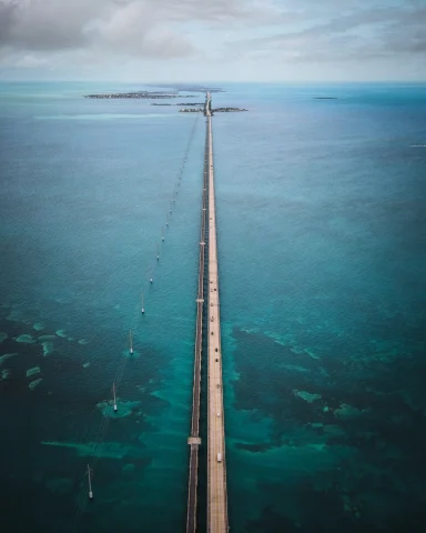 The bridge going over water in Key West. 