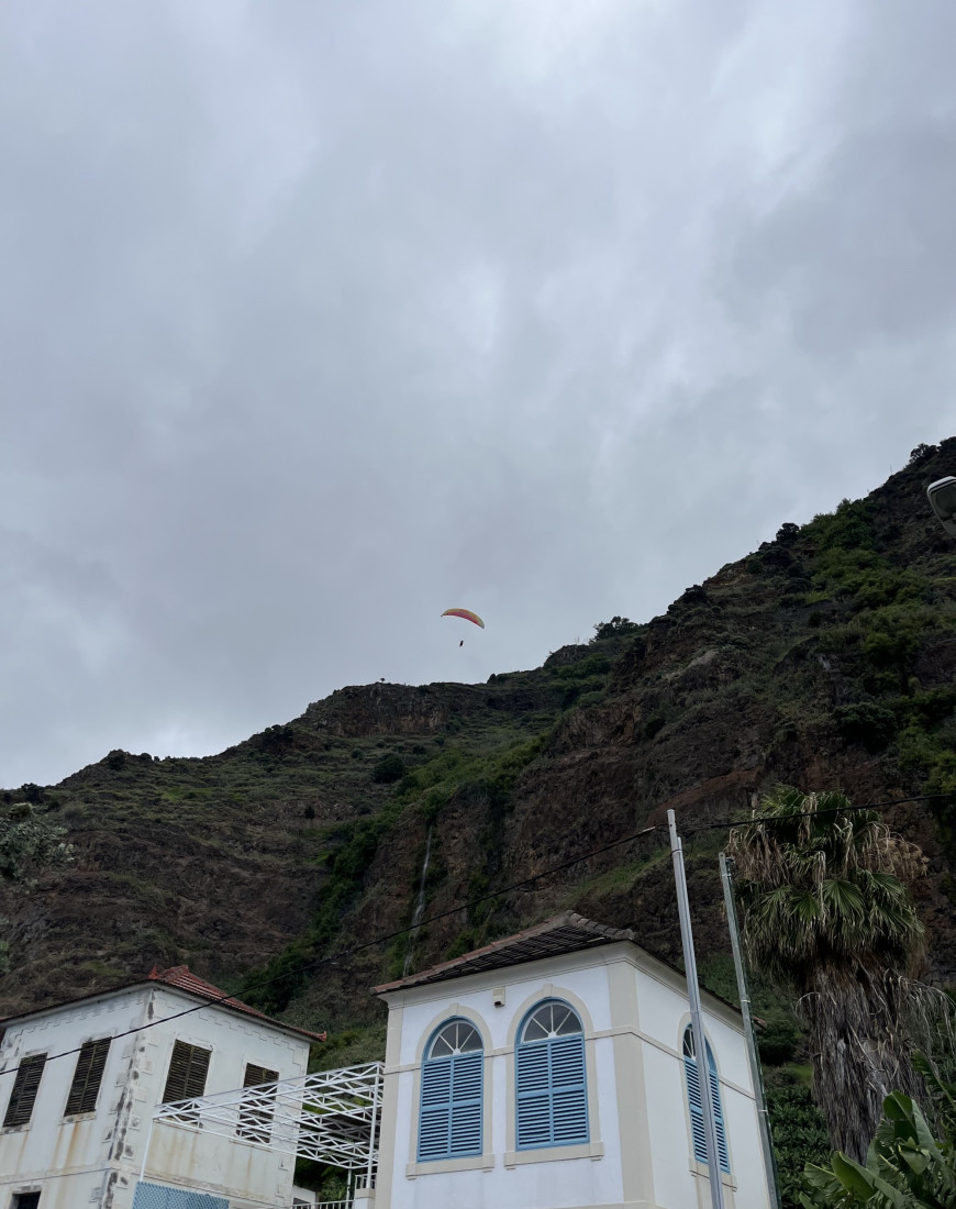 Paragliding above the madeiran coastline with Madeira Wings
