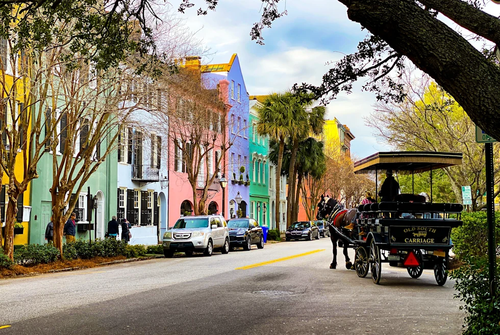 Colorful colonial homes in Charleston.