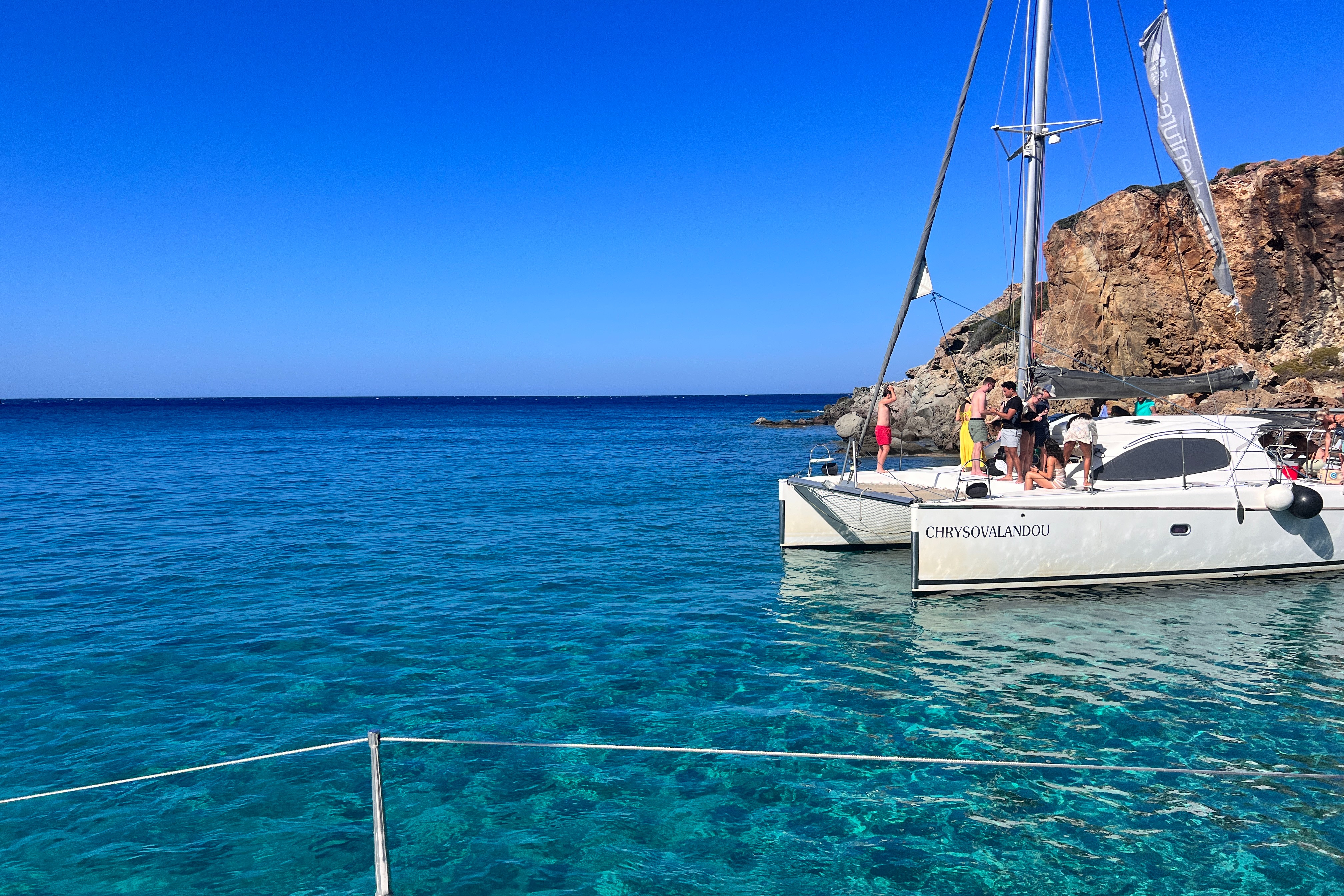Tours in Milos are the best way to explore this beautiful island.