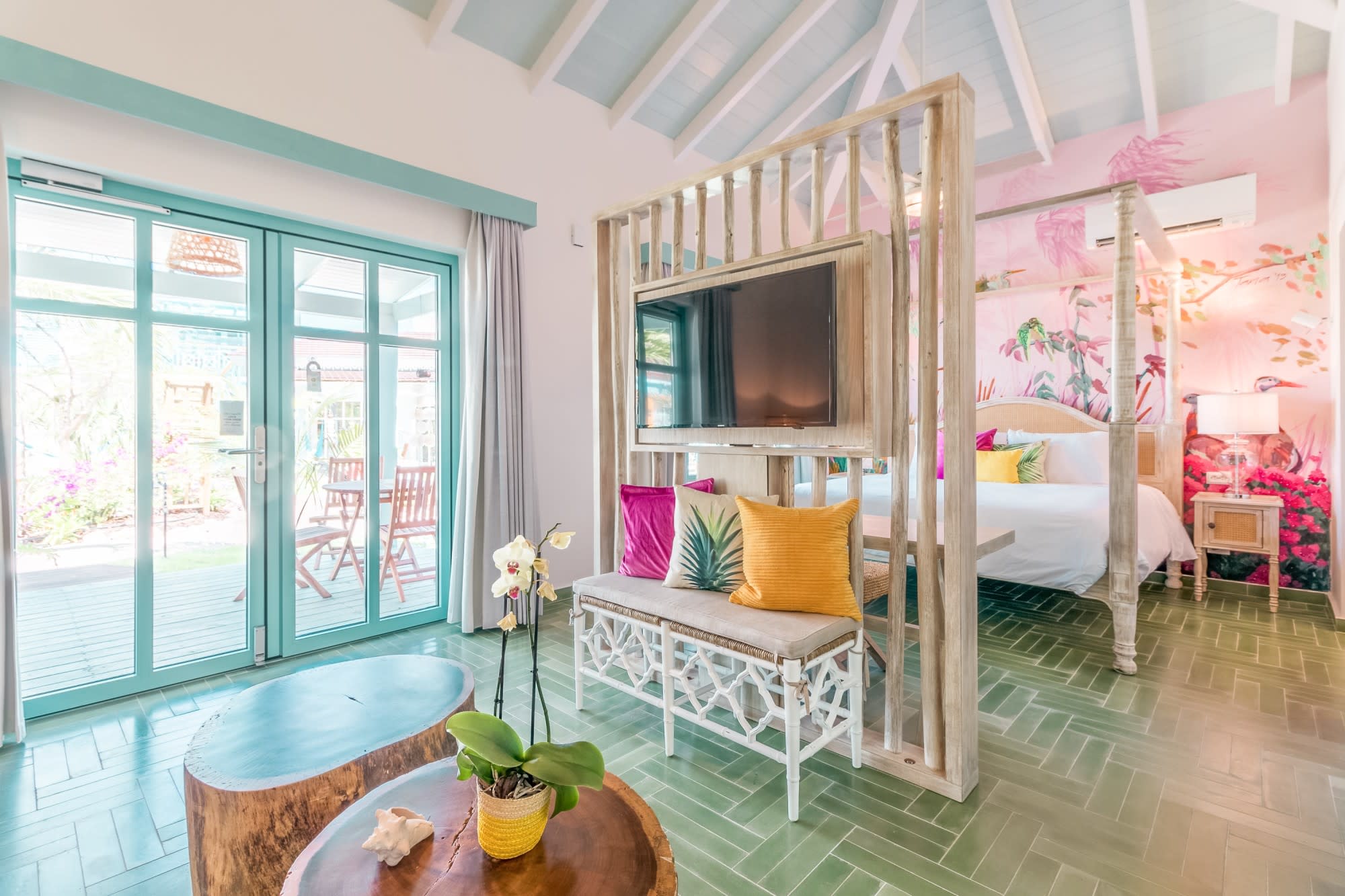 Aruba's Hidden Gem: Exploring Boardwalk's Authentic Hospitality