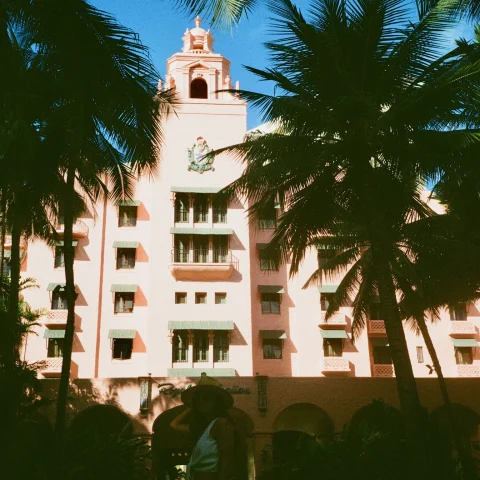 Royal Hawaiian facade - Franki Iannaccone