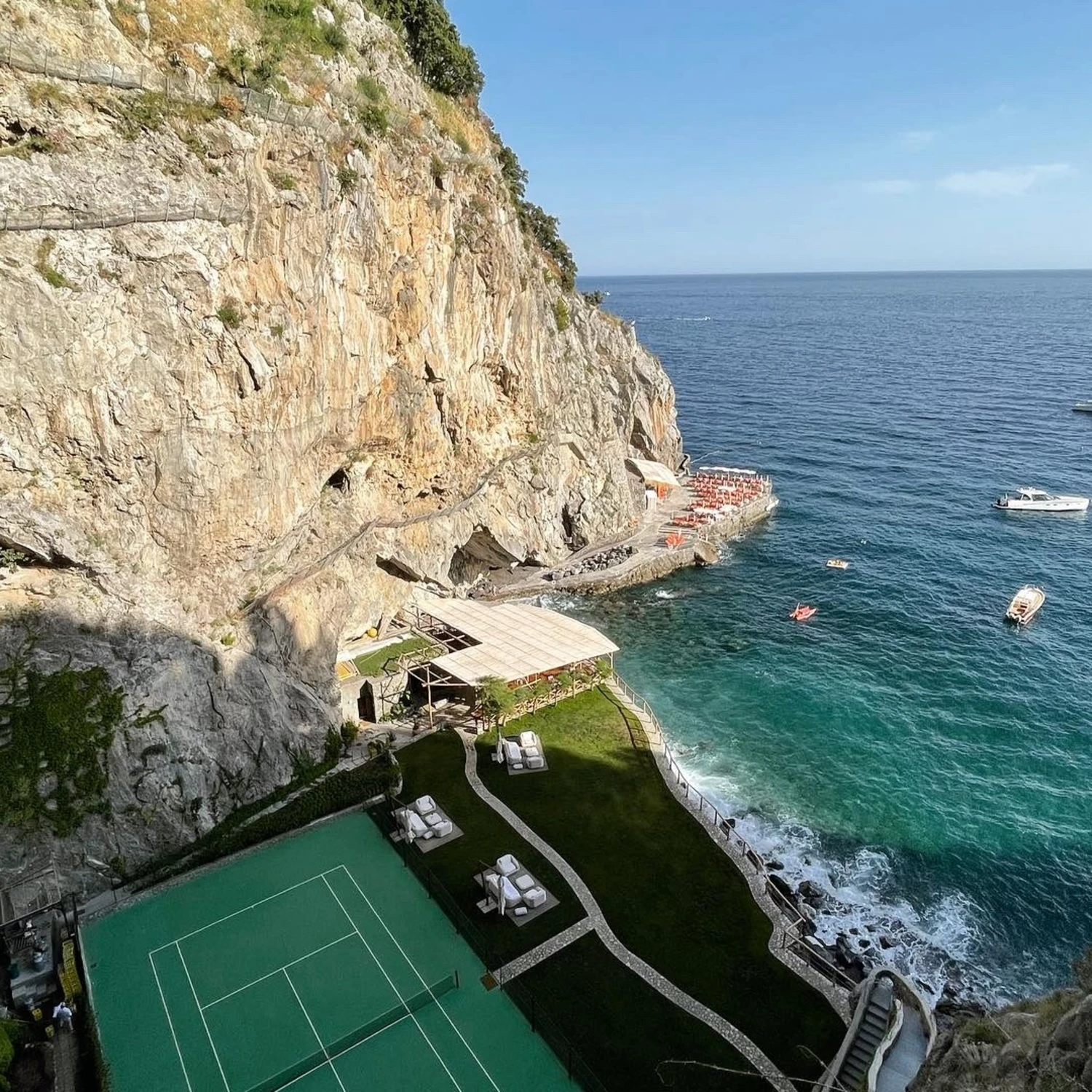 Tennis court and the beach side