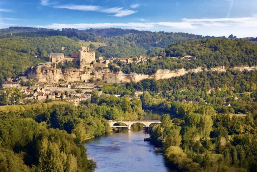 An aerial view of Valley of the 5 Chateaux. 