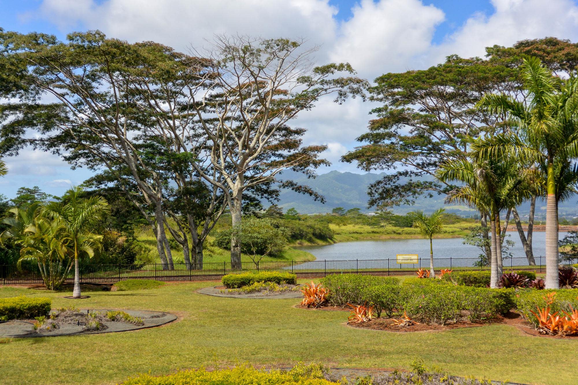 best-area-to-stay-in-oahu-waianae-coast