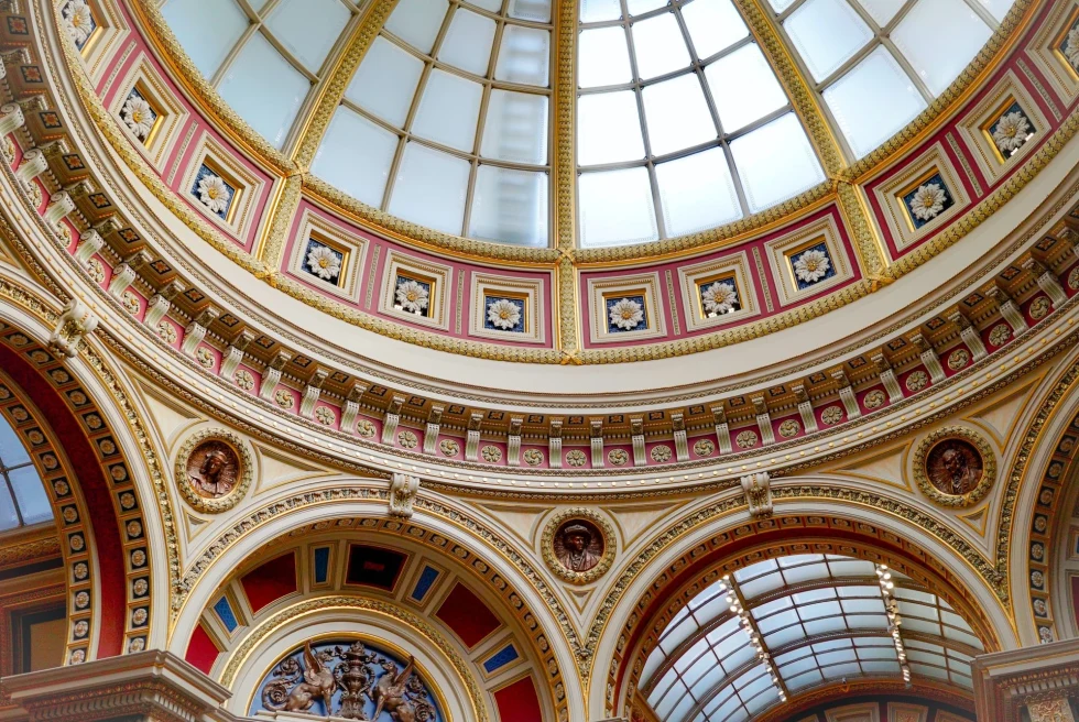 museum dome ceiling 