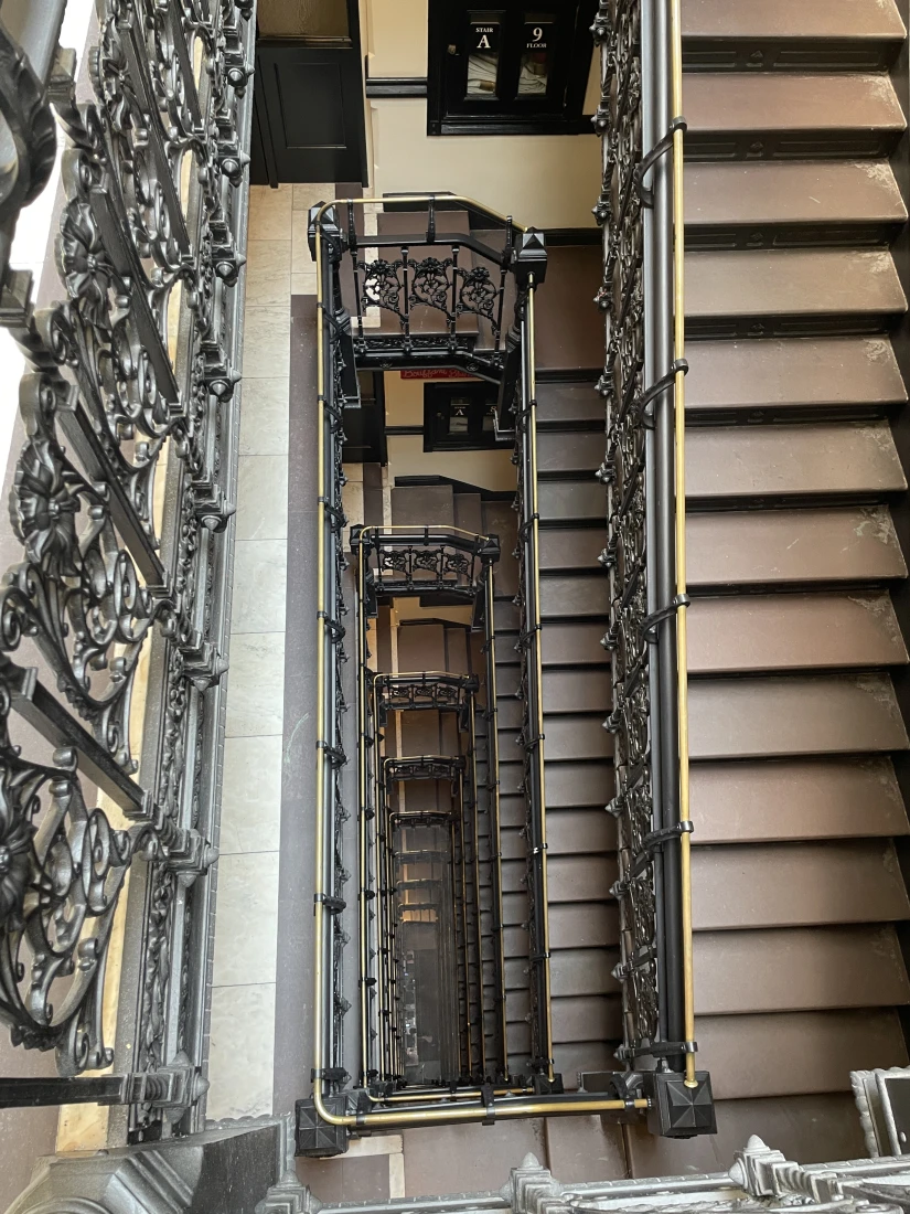 chinchar chelsea hotel stairwell