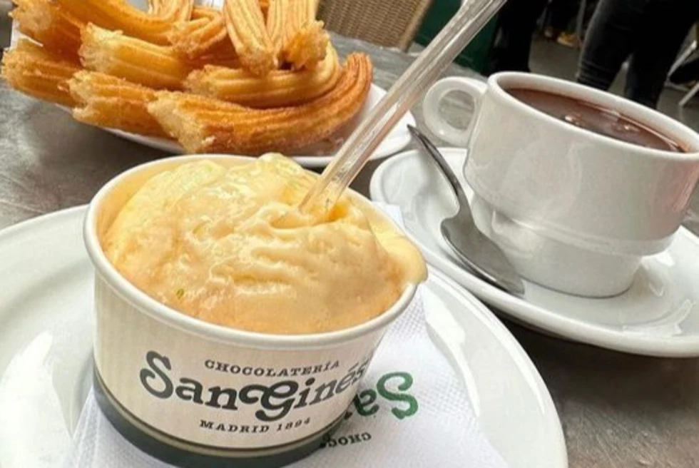 Chocolatería San Ginés is a cafe known for its chocolate with churros.