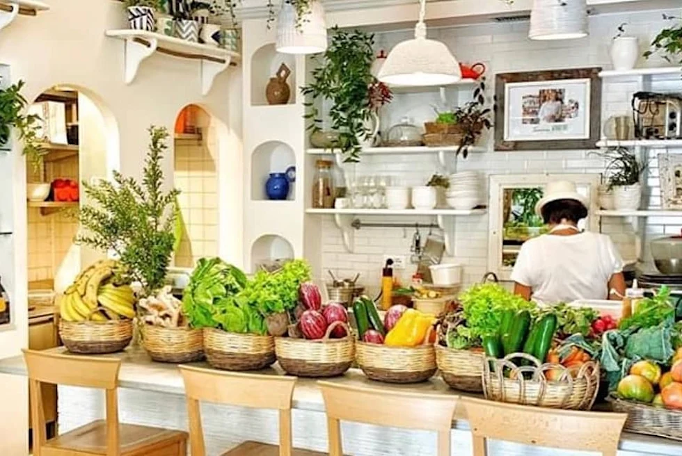 Casa e Bottega is a charming Italian café and concept store where culinary delights and artisanal creations intertwine.