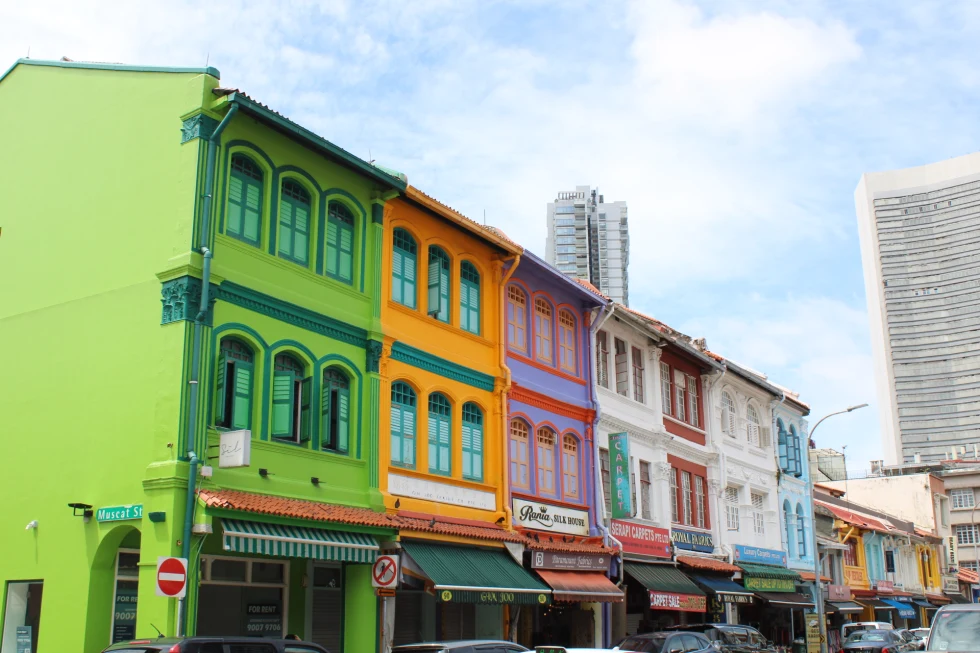 Color buildings in Singapore