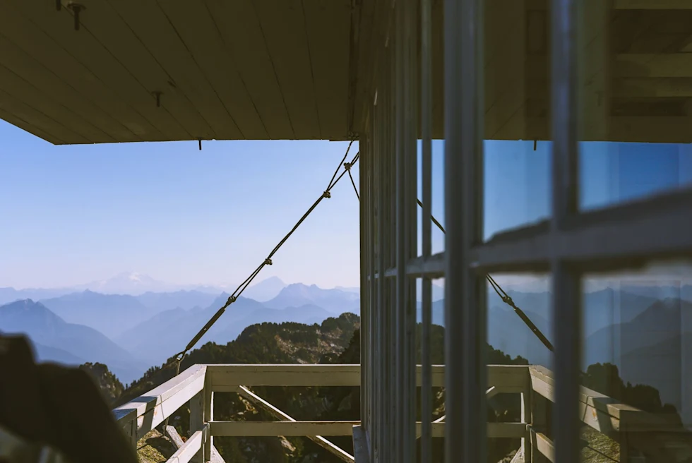 lookout over mountains