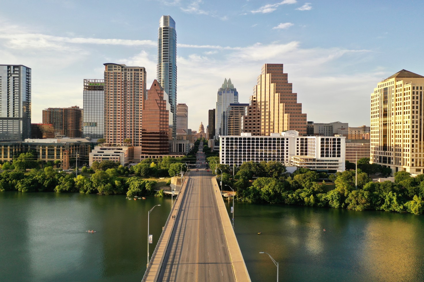 Advisor - A Quick Getaway Guide to Austin, Texas