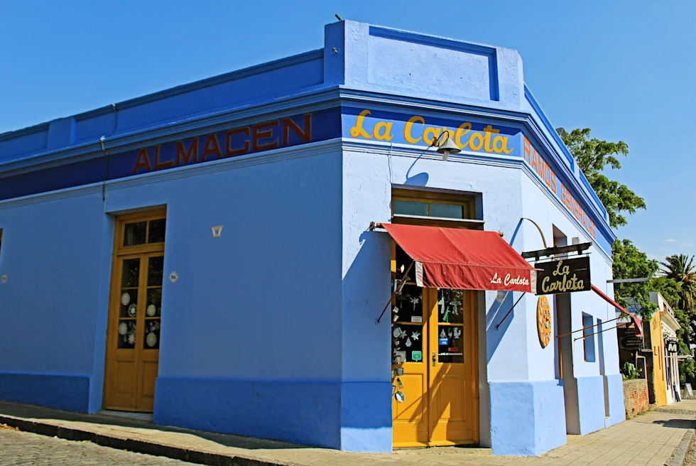 Blue concrete cafe in Milta