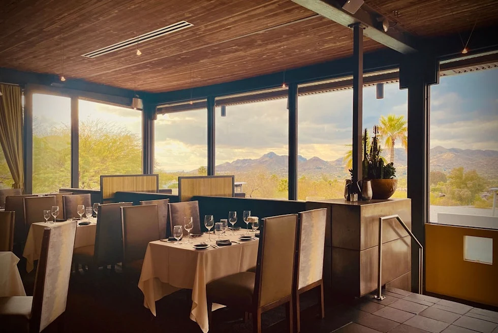 Relax in the Desert Oasis of Paradise Valley - Places to eat & drink