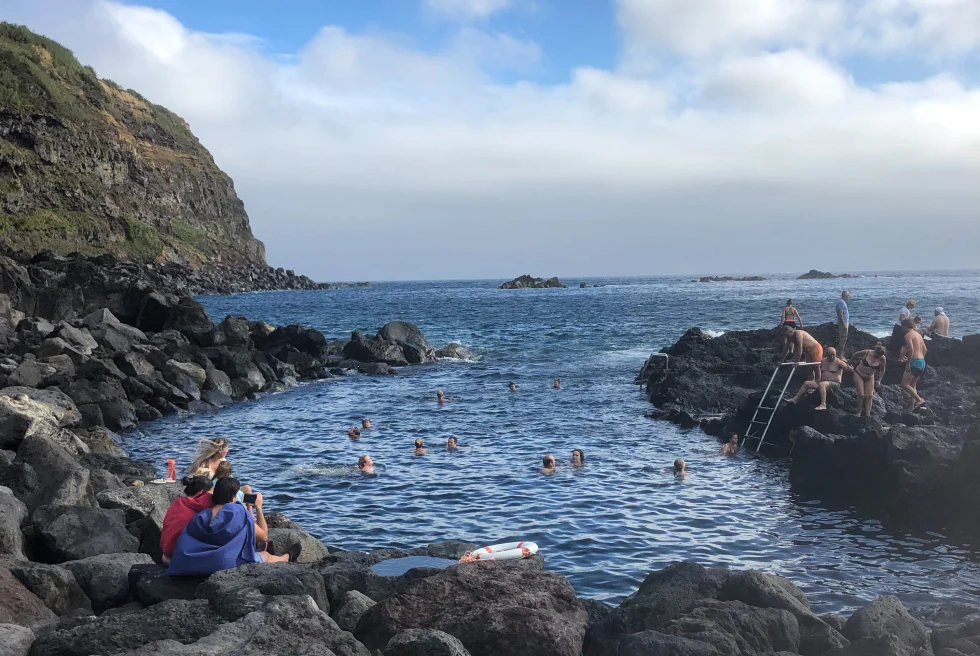 Termas Da Ferraria is a geothermal pool located in an ocean lagoon.