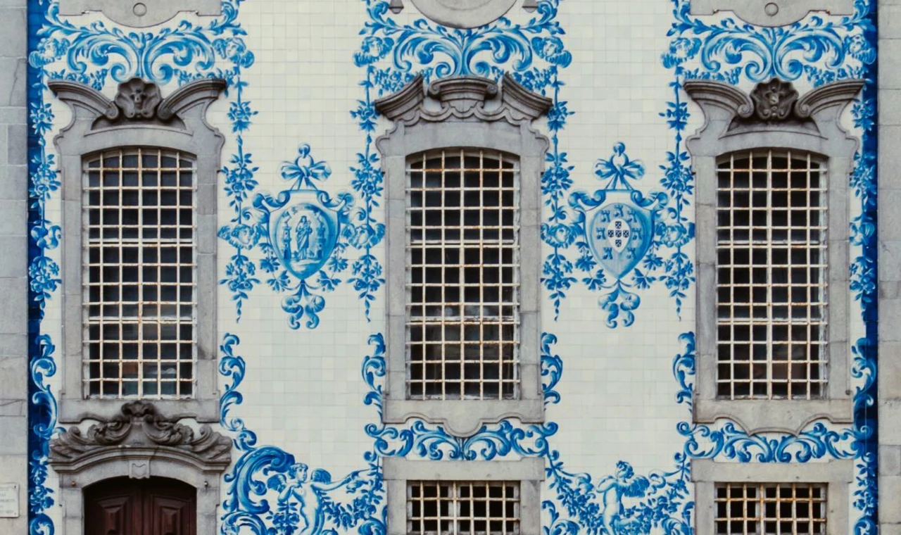 Large building with blue patterned tile