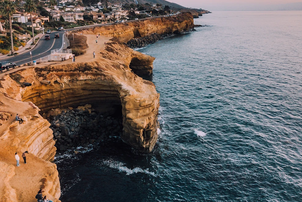 San Diego highway coastline and cliffs.