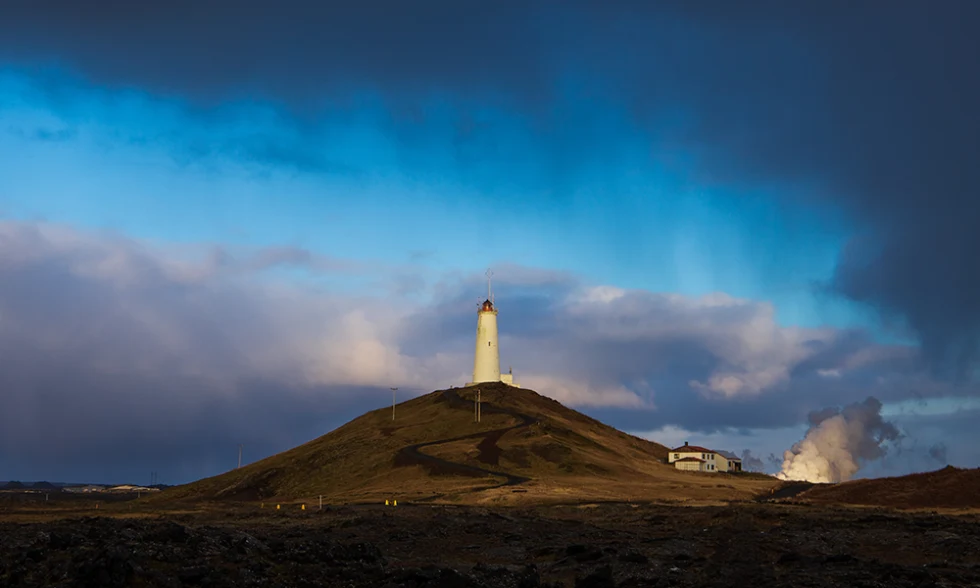 5-Day Itinerary to Explore Iceland’s Natural Beauty - Day 2: Check out the Reykjanes Peninsula